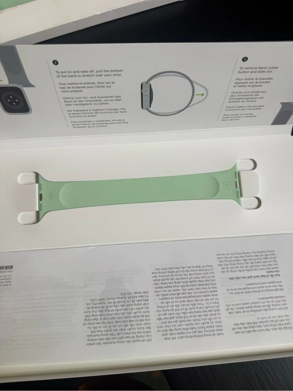 Apple Watch Band 44mm Pistachio Green Solo Loop Size 6 - Brand New